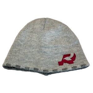 Kid’s Gray Knit Beanie with Red Accent GUC